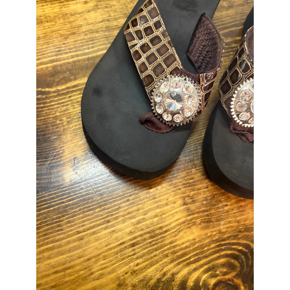 Corkys Brown Flip Flops Size 6 - Picture 4 of 7